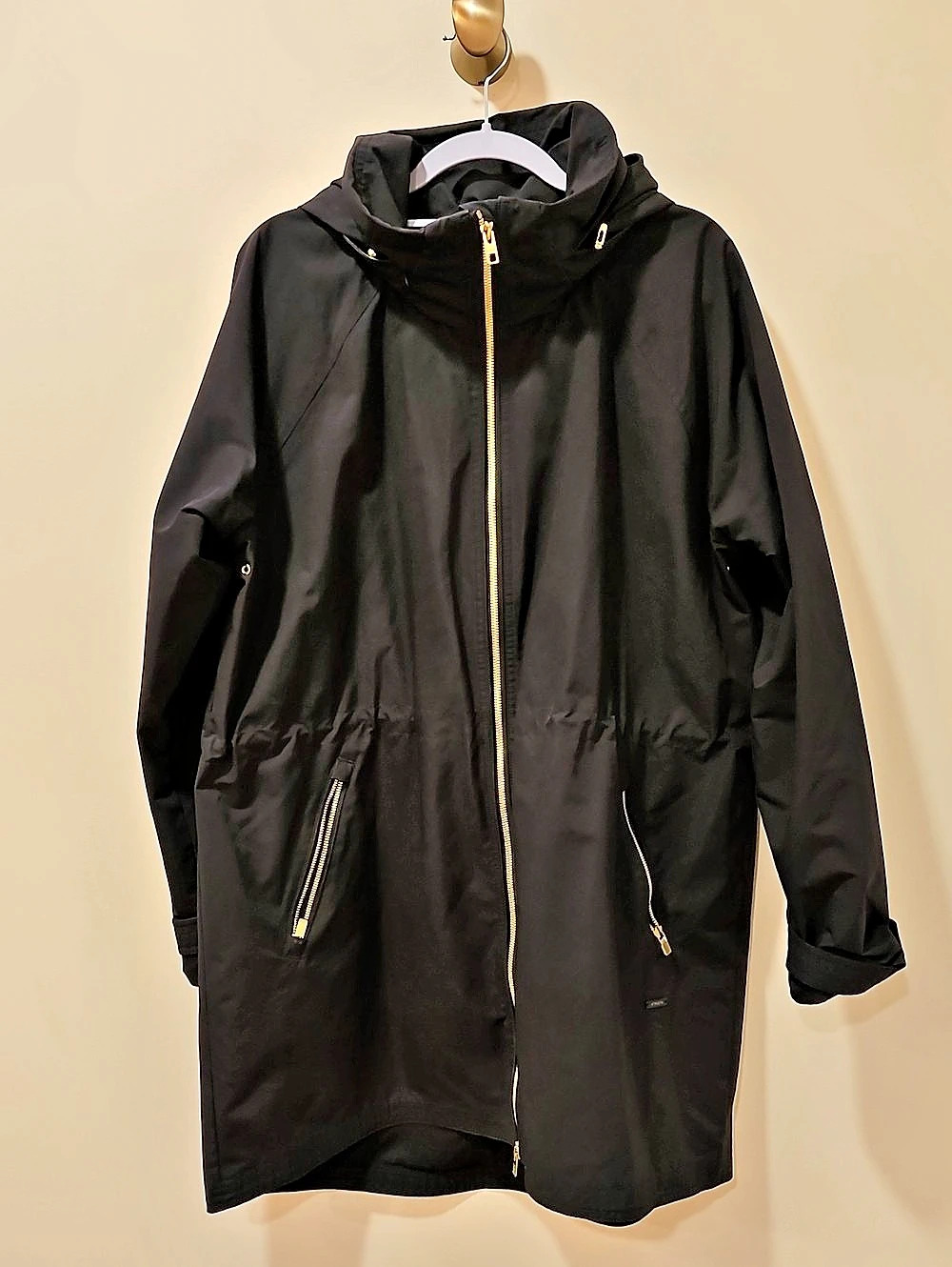 Athleta Solar Wind & Rain Anorak Black Hooded Jacket; EUC; Size Large; Black
